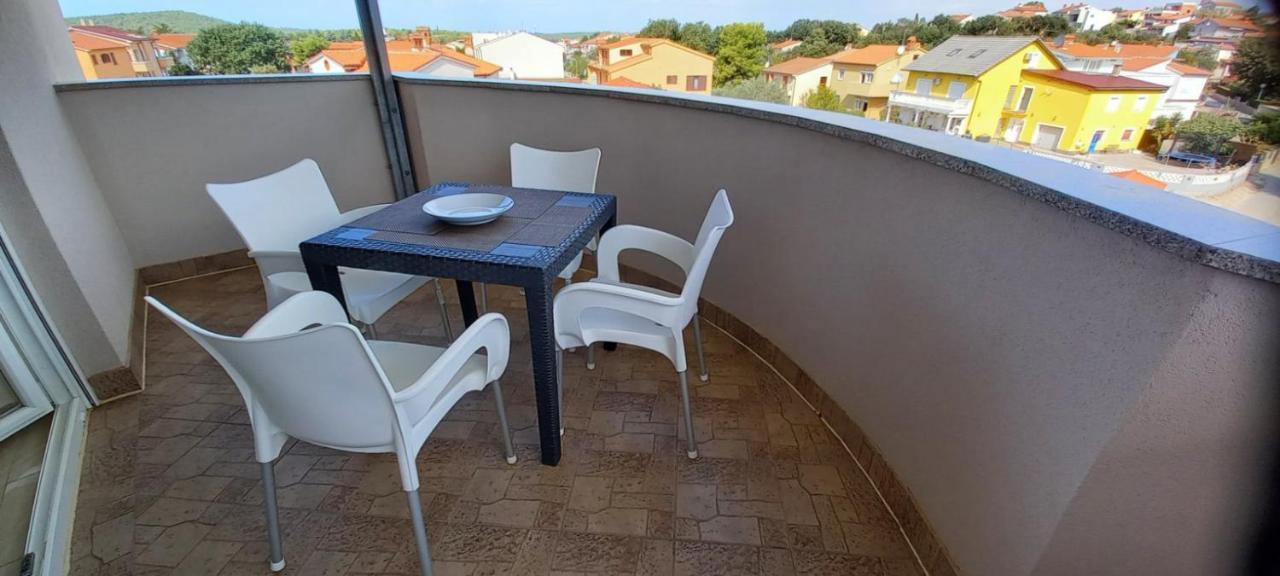Apartments Tomo Медулин Экстерьер фото