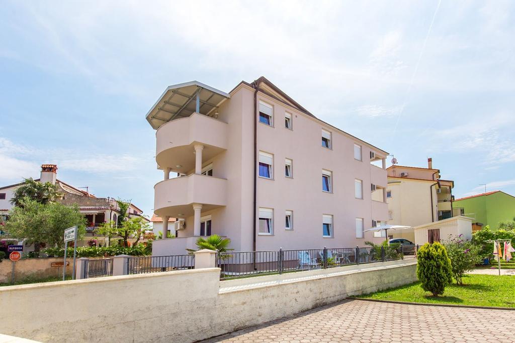Apartments Tomo Медулин Экстерьер фото